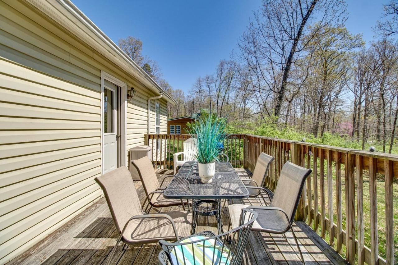 Homey Luray Cabin With Fire Pit And Deck! 外观 照片